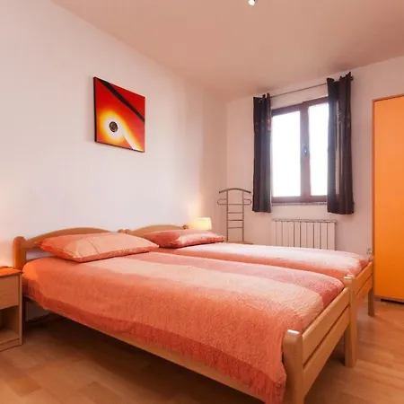Vrancic By Interhome